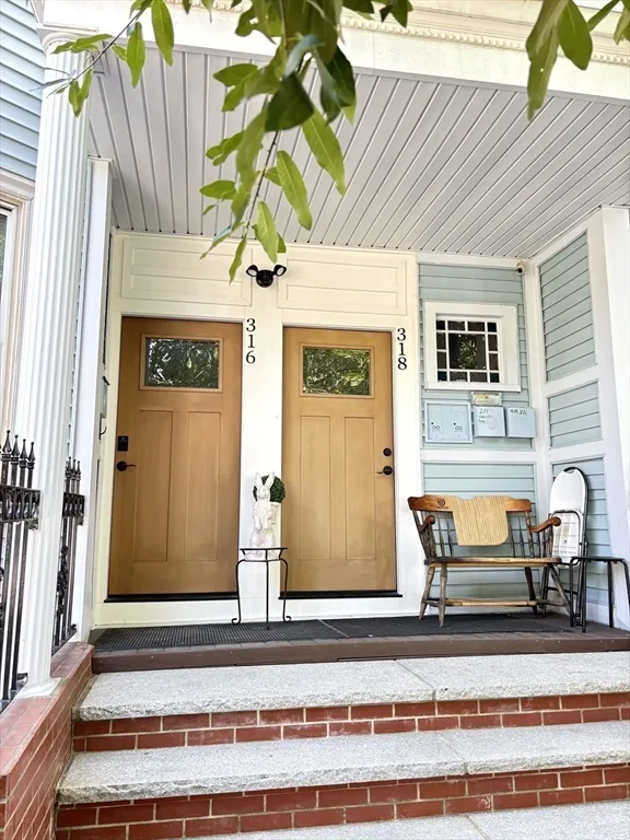 316 Western Ave, Riverside