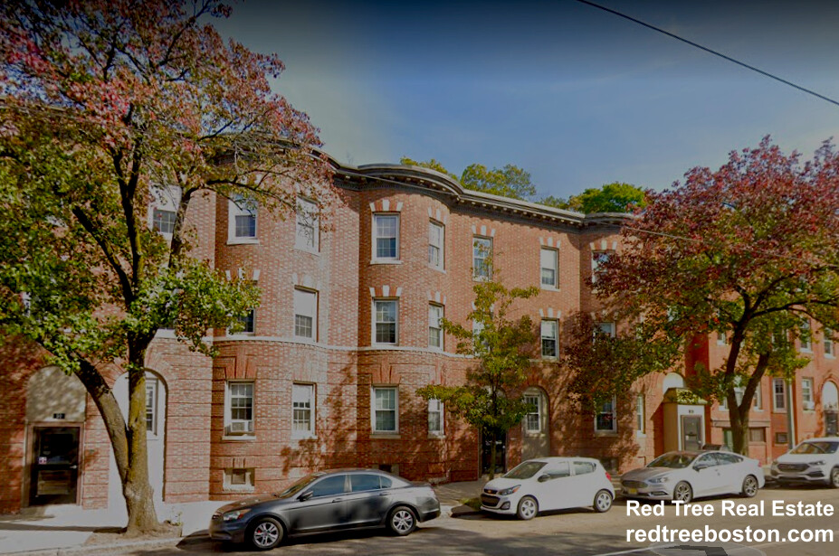 62 South Huntington Ave, Jamaica Plain