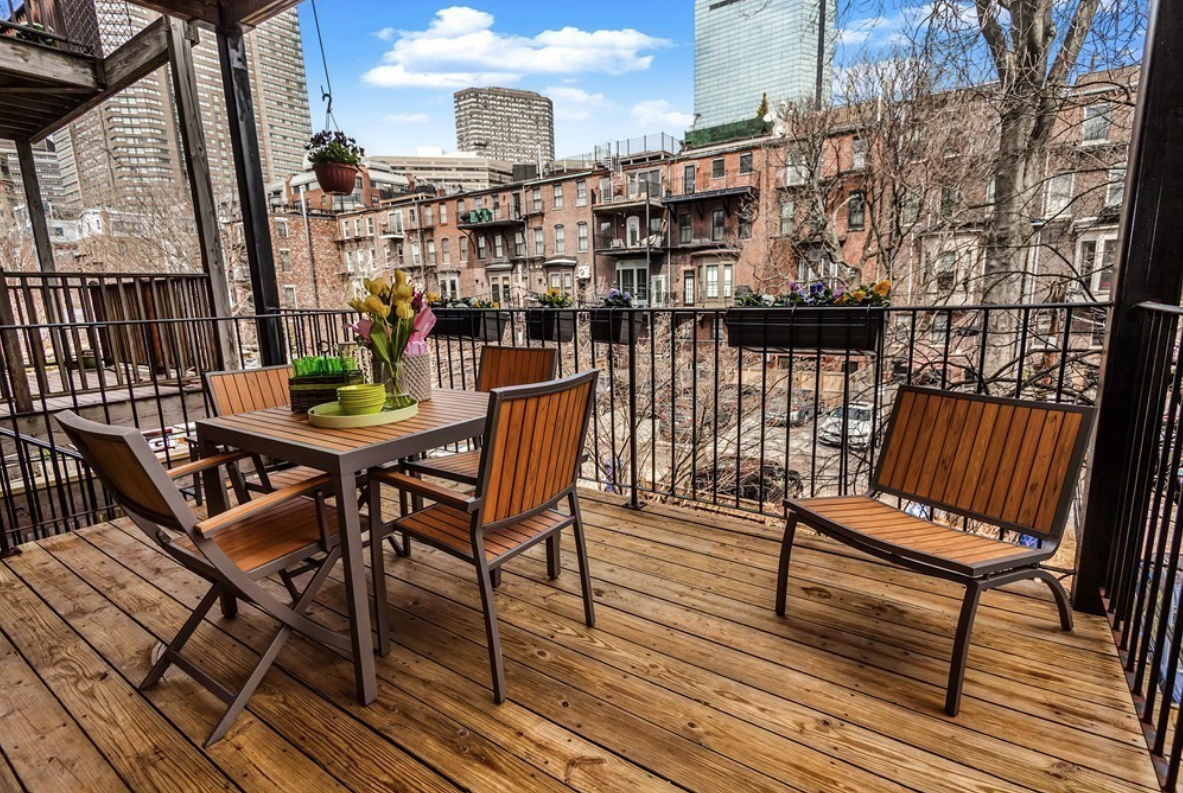 17 Holyoke St, South End