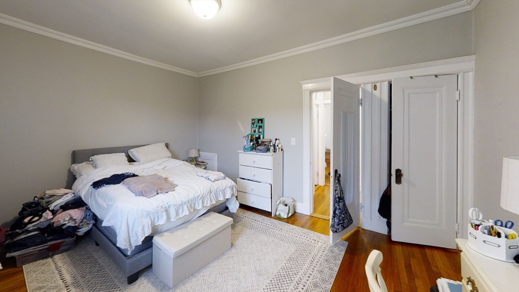 9 Greenway Ct, Coolidge Corner