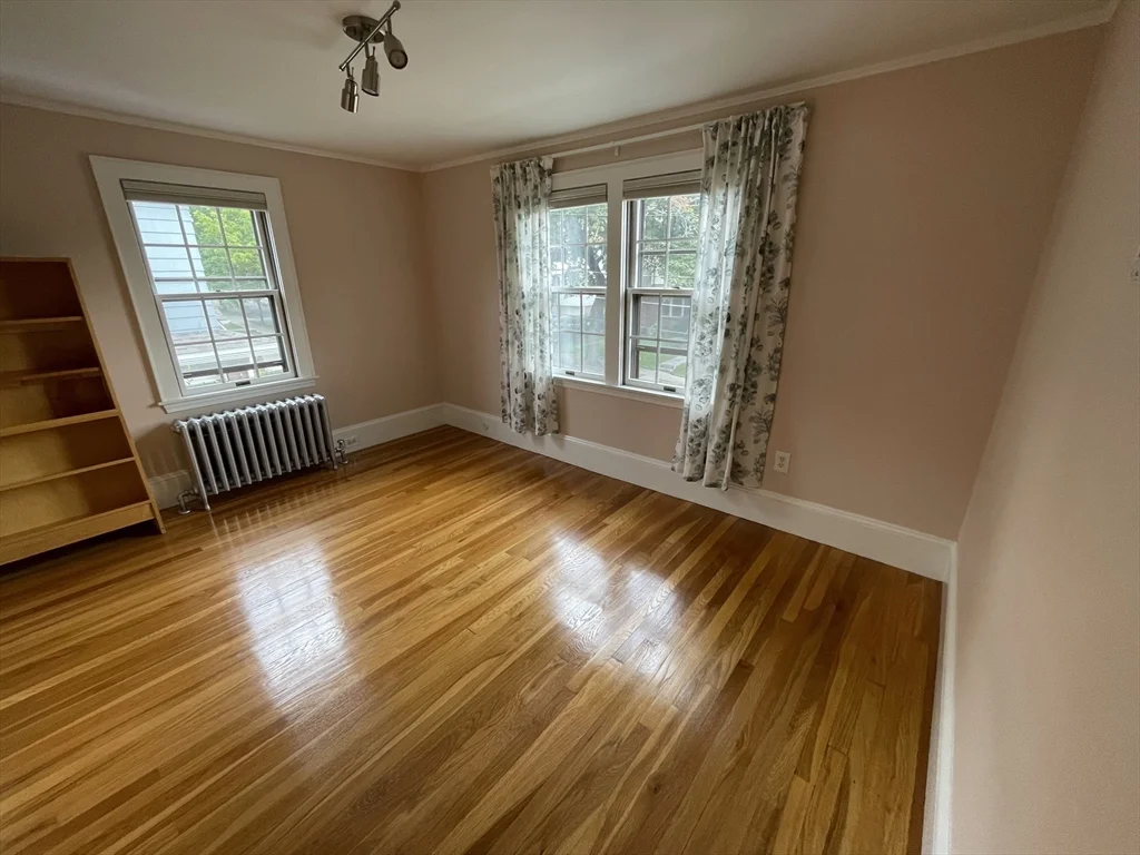 23 Richardson Rd, Belmont