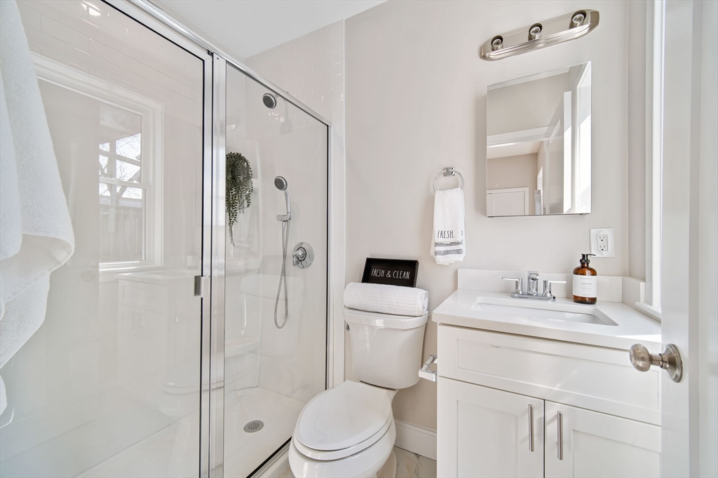 2-4 Hecla, Dorchester