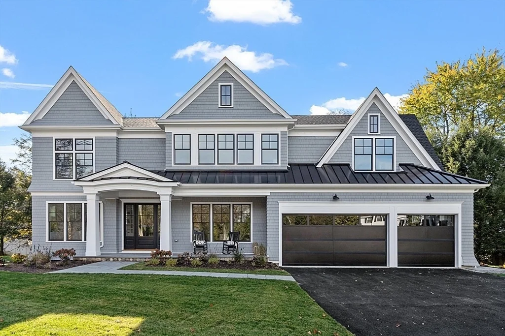 18 Sprague Rd, Wellesley Hills