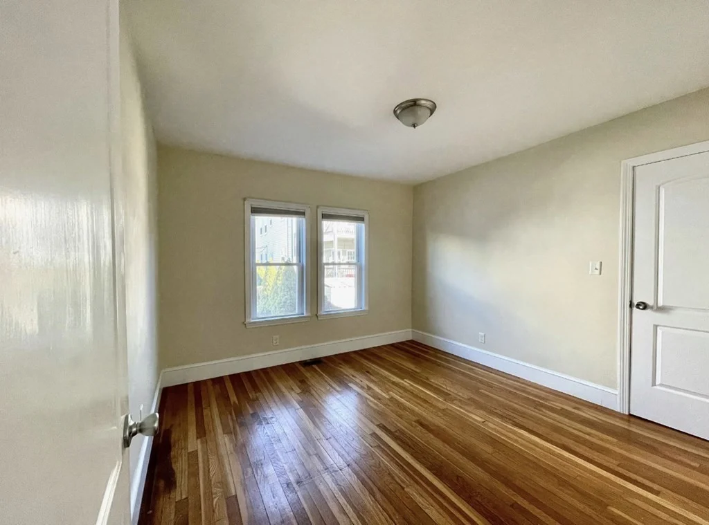 32 Unity Ave, Belmont