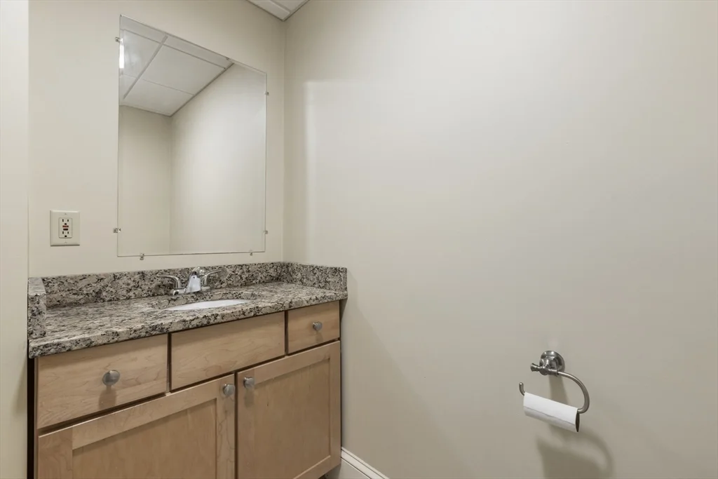 50 Clemence St, Cranston