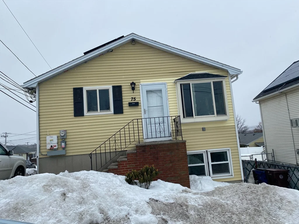 75 North Ave, Revere