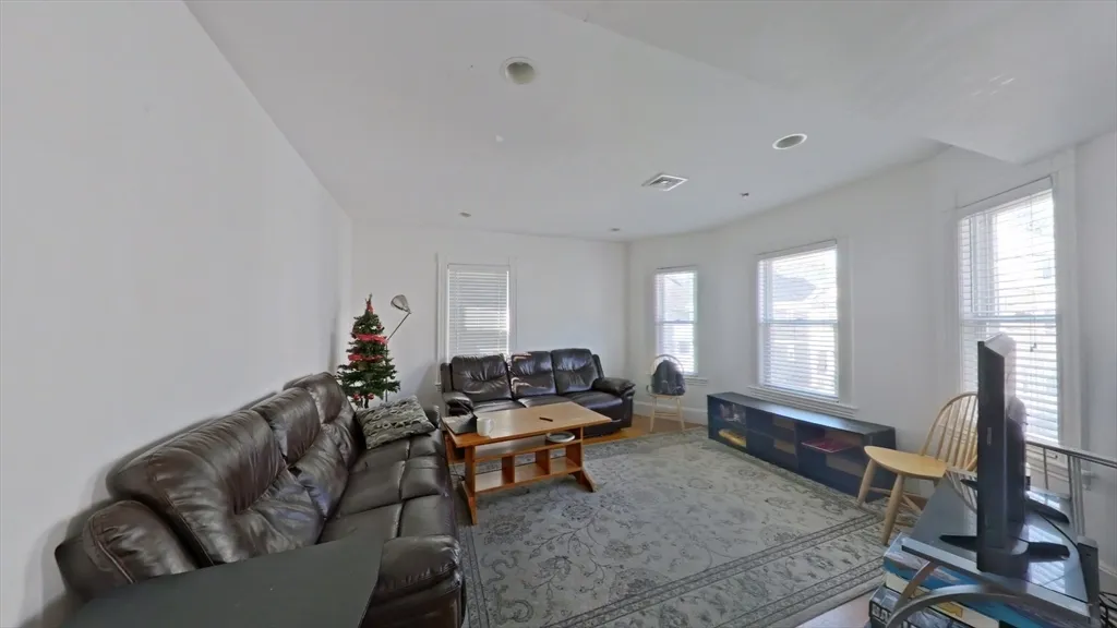 29 Brackett St, Brighton