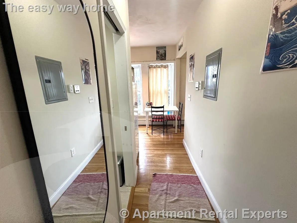 1056 Cambridge St, East Cambridge