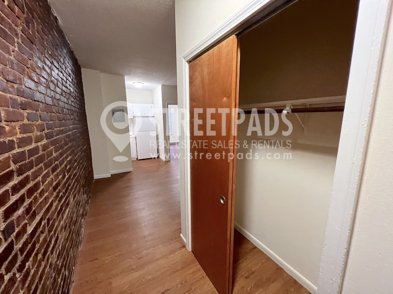 54 South Huntington Ave, Mission Hill