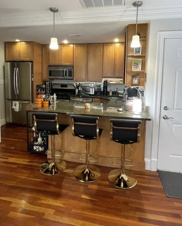 10 Mitchell St, South Boston