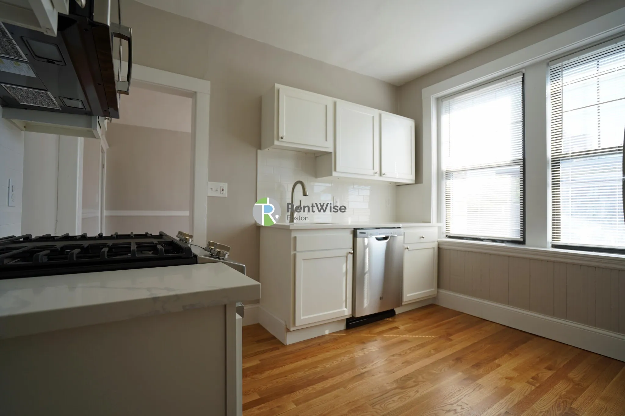 292 Harvard St, Mid-Cambridge