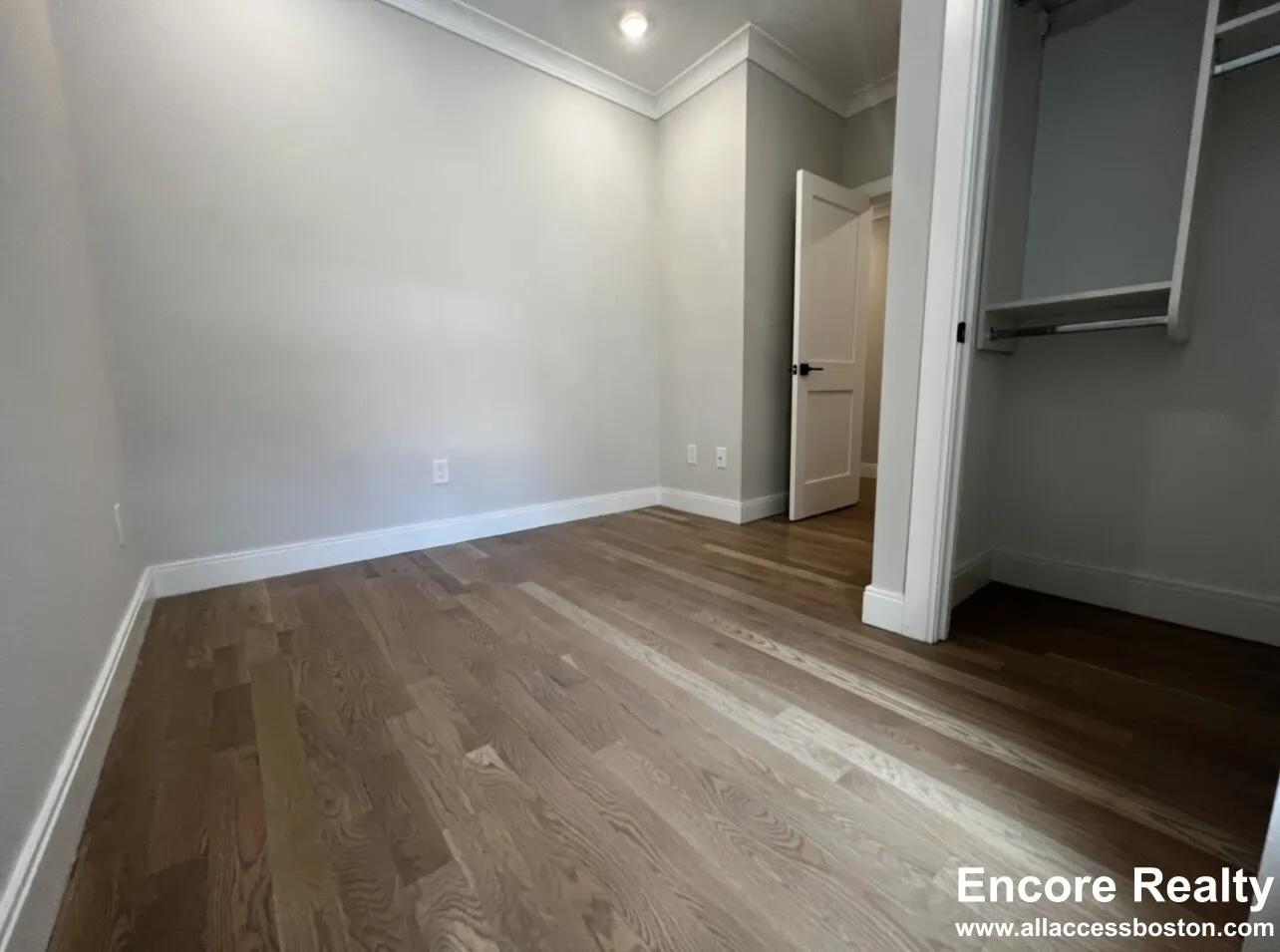 47 Englewood Ave, Brighton