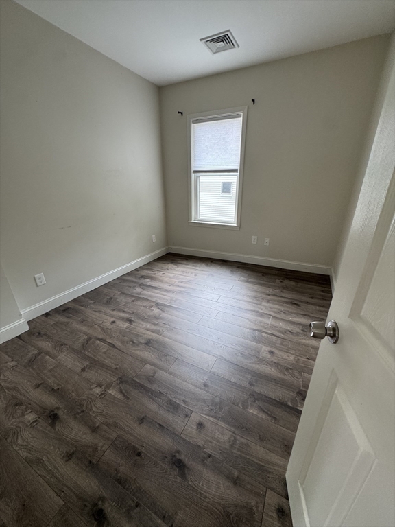 10 Elliott Pl, Peabody