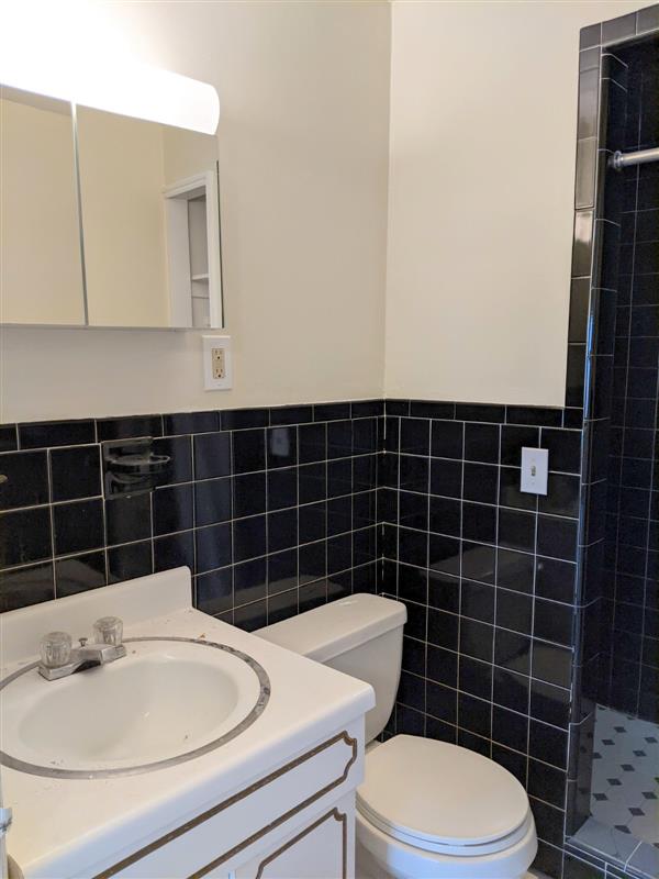 86 Newbury St, Teele Square