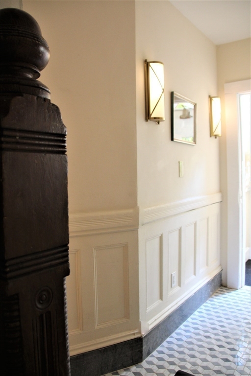 12 Follen St, Back Bay