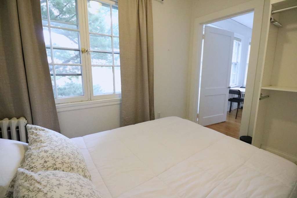 21 Chauncy St, Neighborhood Nine