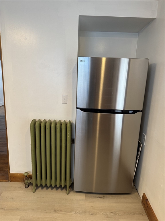 49 Green St, Zip 01830