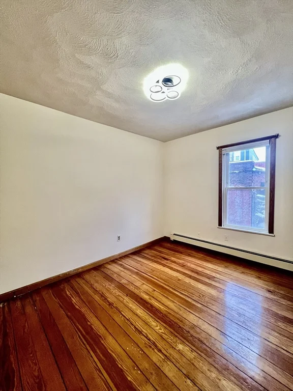 417-419 Ferry St, Everett