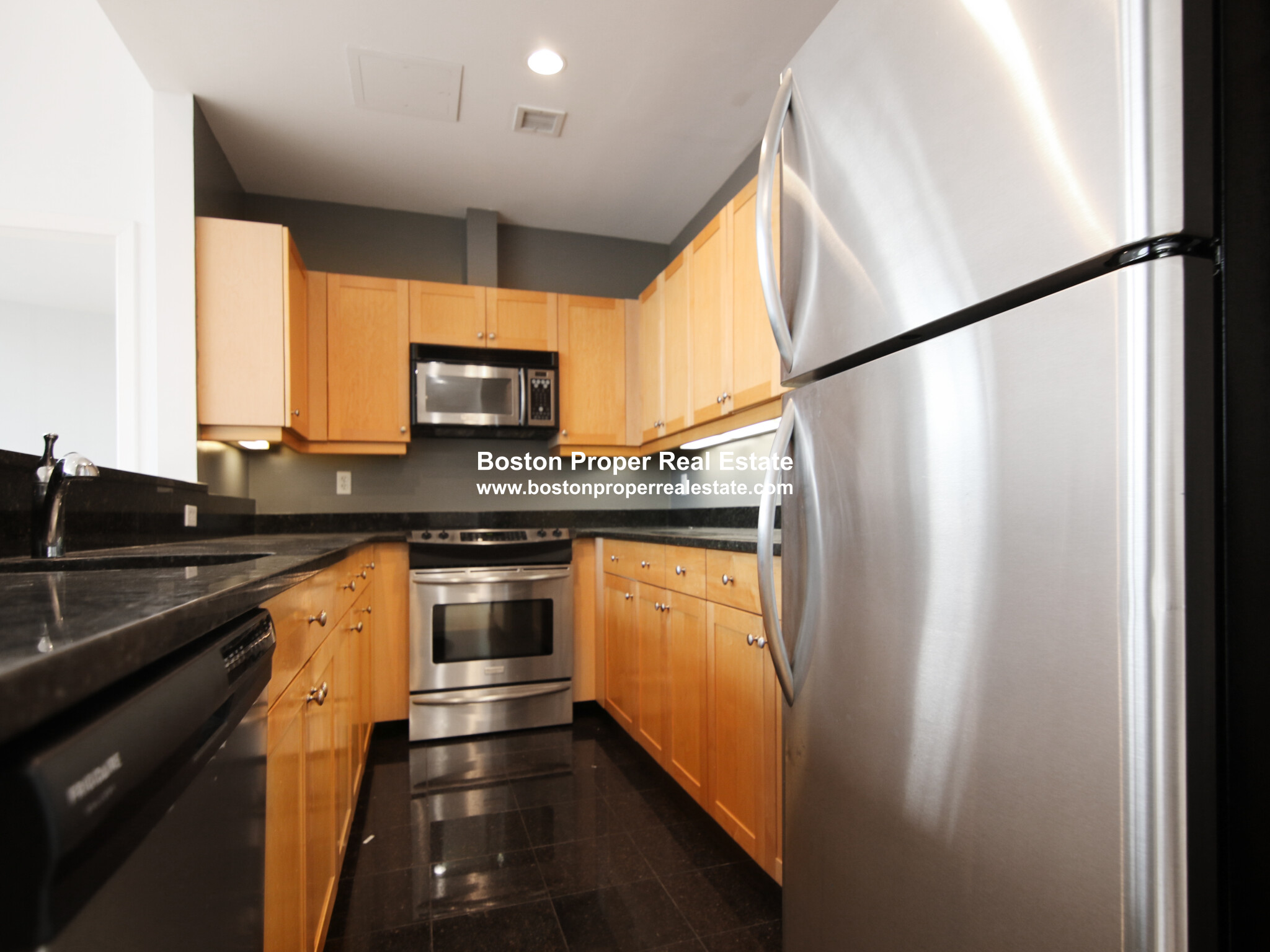 490 Harrison Ave, South End