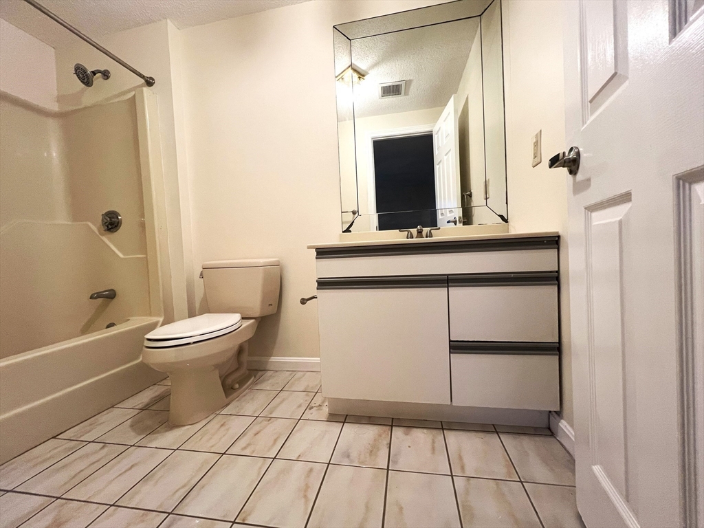 295 West Wyoming Ave, Stoneham