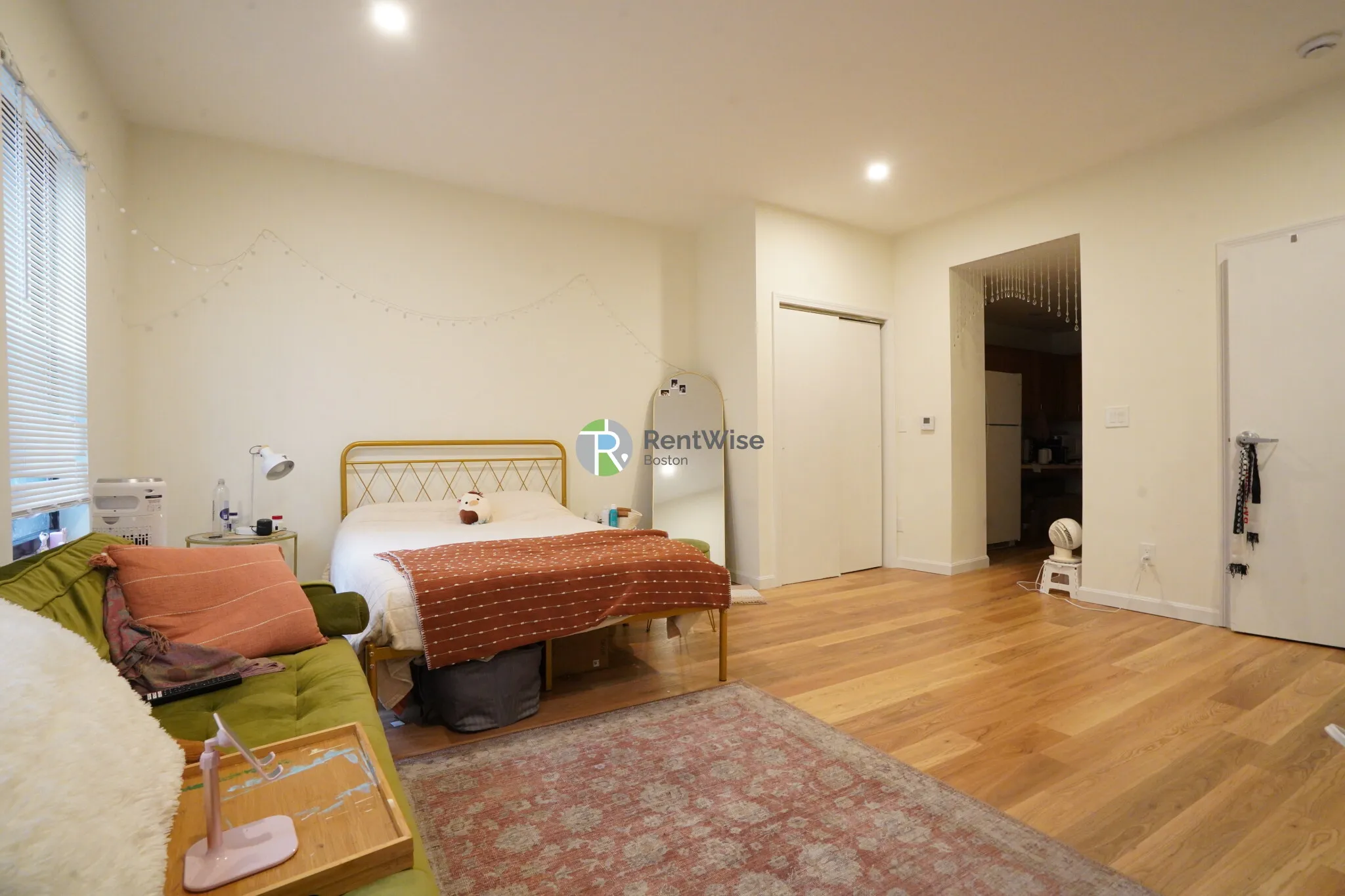 550 Massachusetts Ave, South End