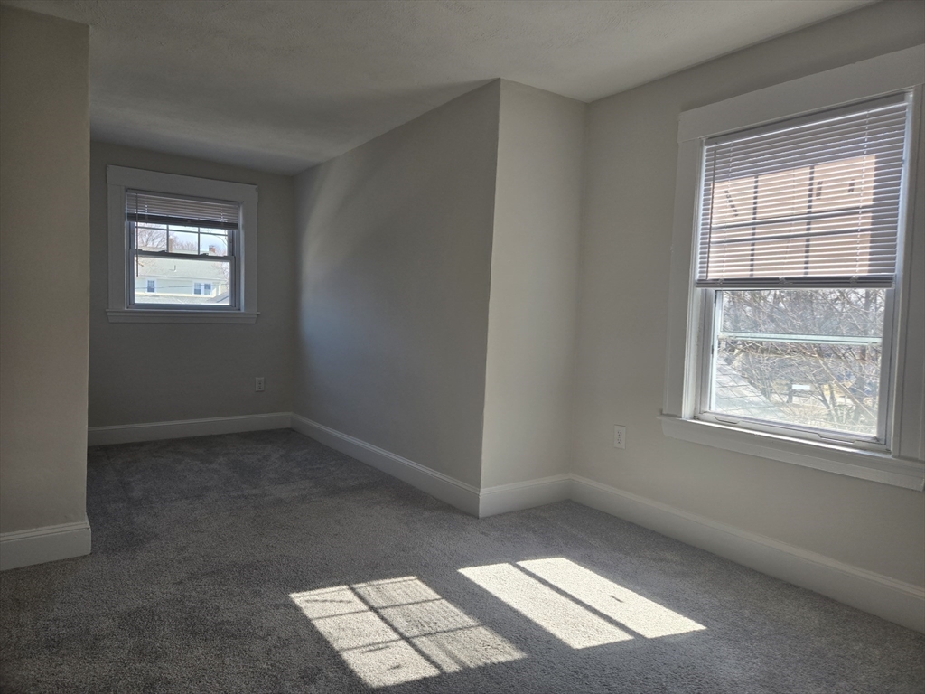 159 Putnam St, Quincy