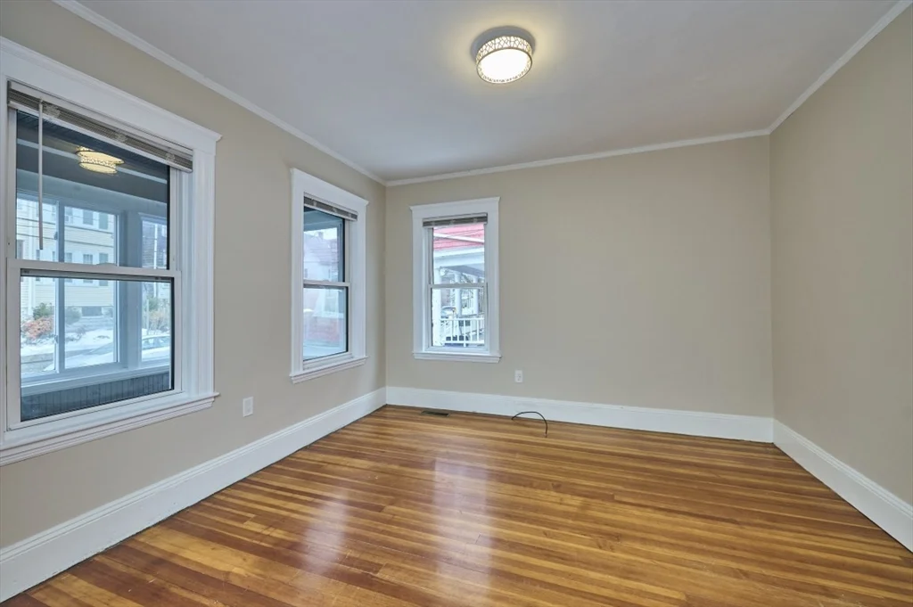 14 Malvern Ave, Davis Square