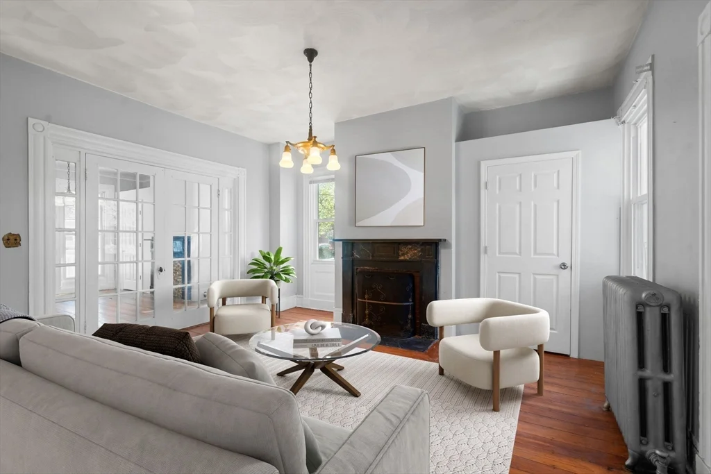 101 Mount Pleasant Ave, Roxbury
