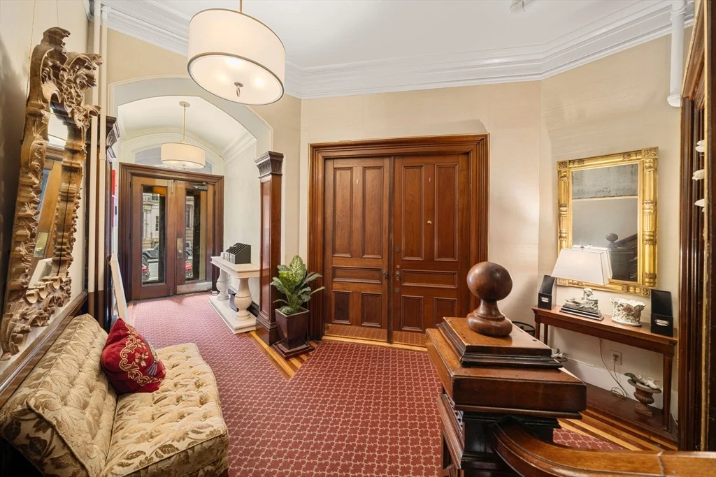 165 Beacon St, Back Bay
