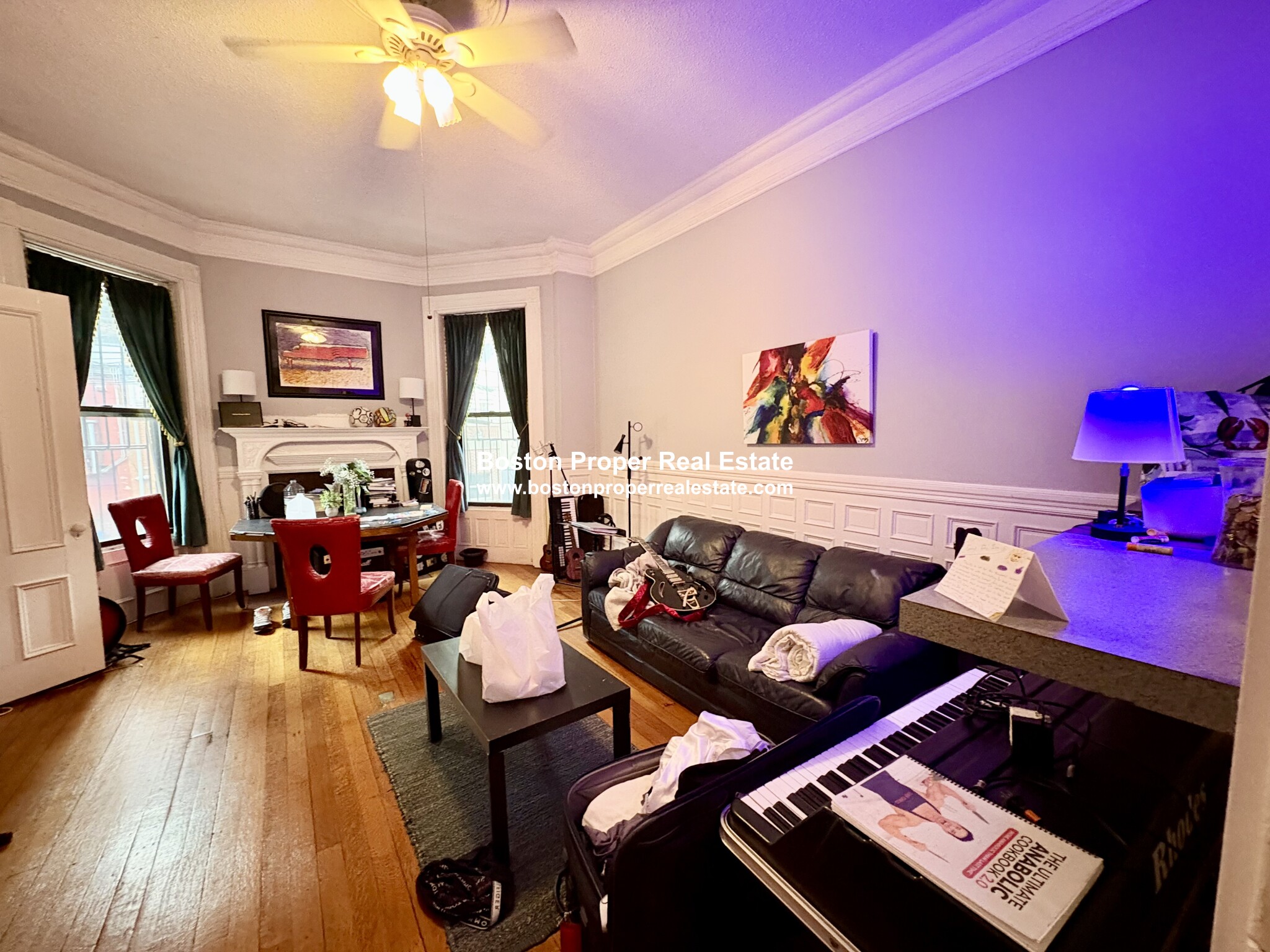 290 Newbury St, Back Bay