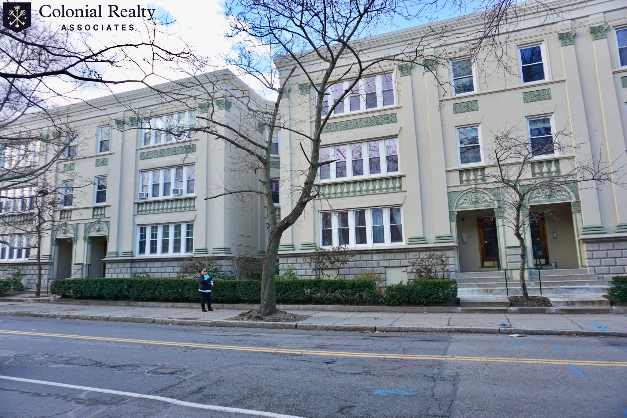 318 Saint Paul St, Brookline