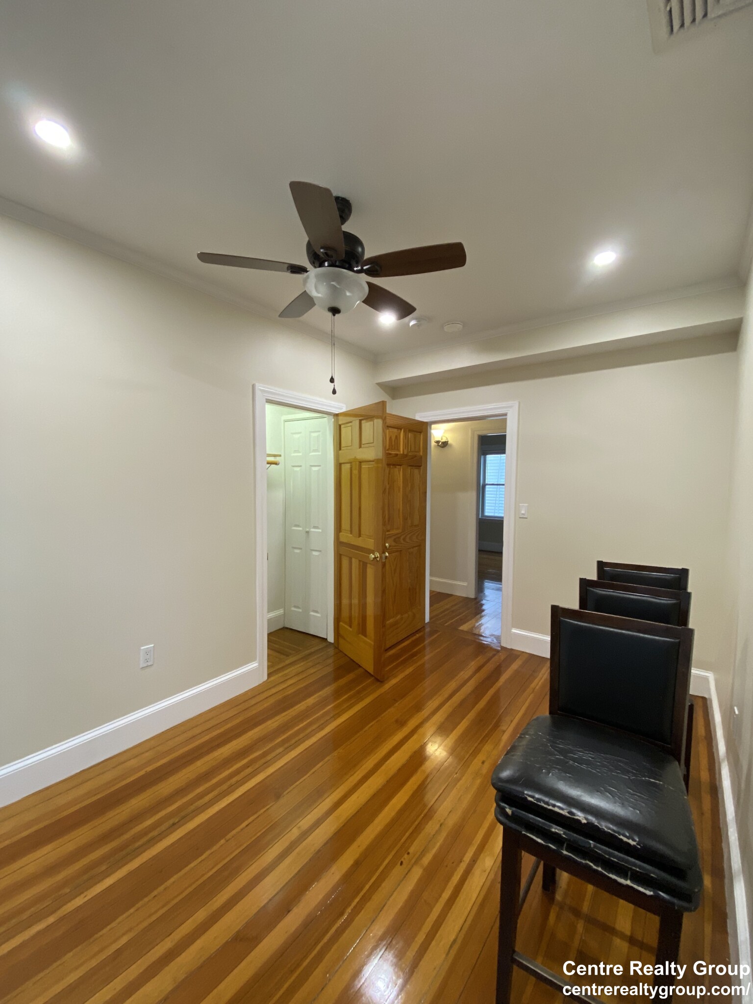 200 Hyde Park Ave, Jamaica Plain