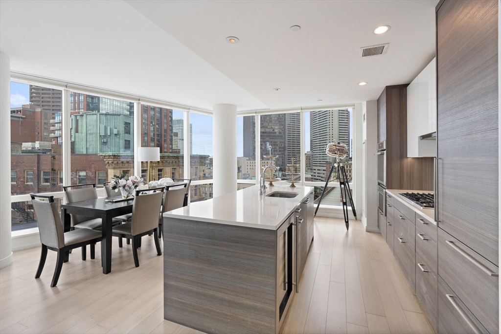 1 Franklin St, Midtown