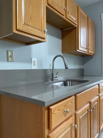 209 Sterling St, Clinton