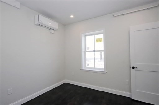 1504 Purchase, Center