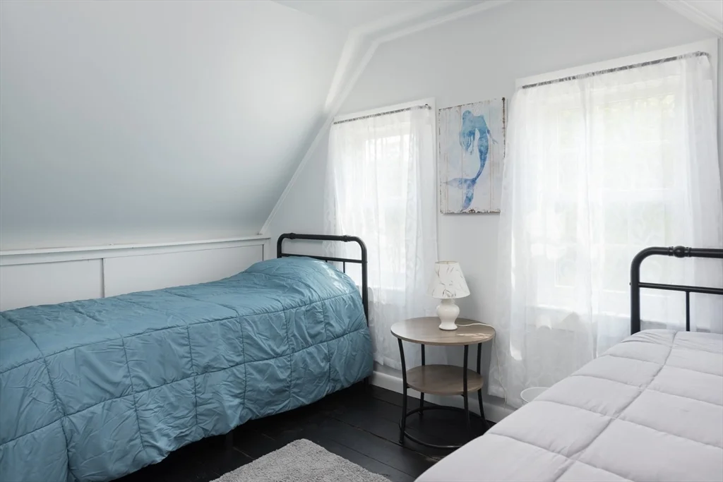 16 Jefferson Shores Rd, Cohasset Narrows