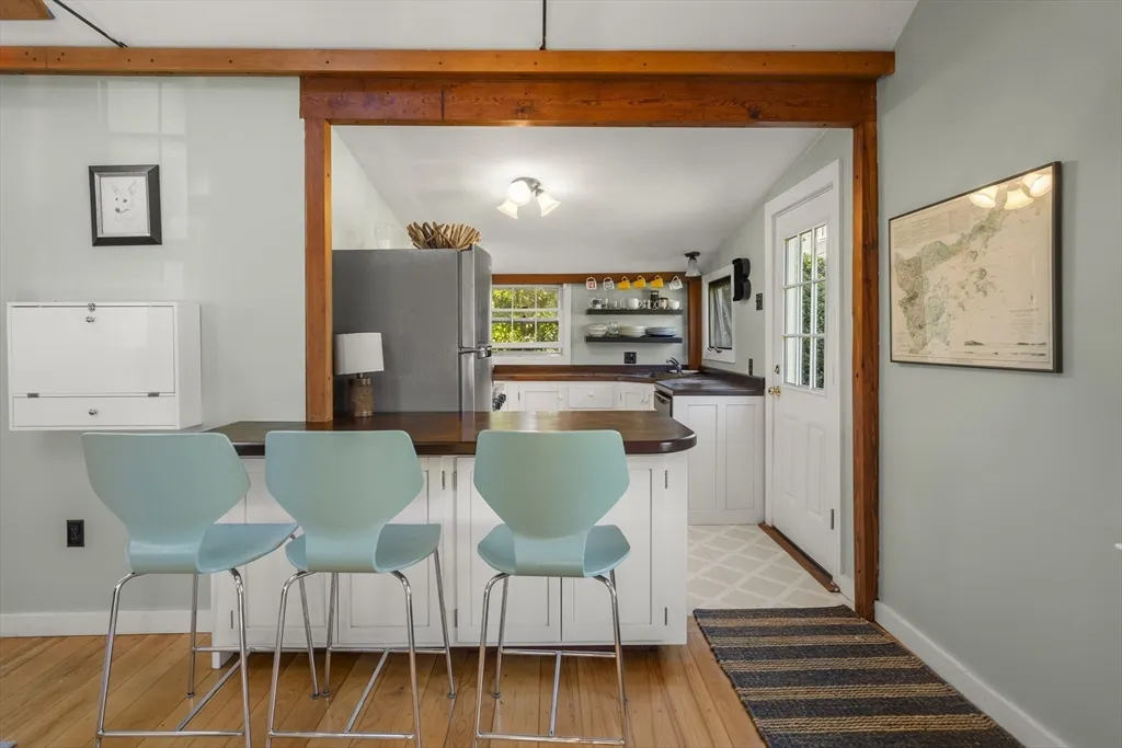 9 Gingerbread Hill, Marblehead