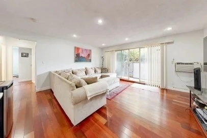 383 Langley Rd, Newton