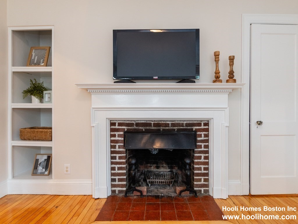 21 Chauncy St, Neighborhood Nine