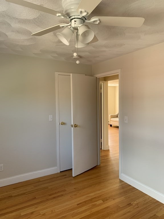 1105-4 Lexington St, Lakeview