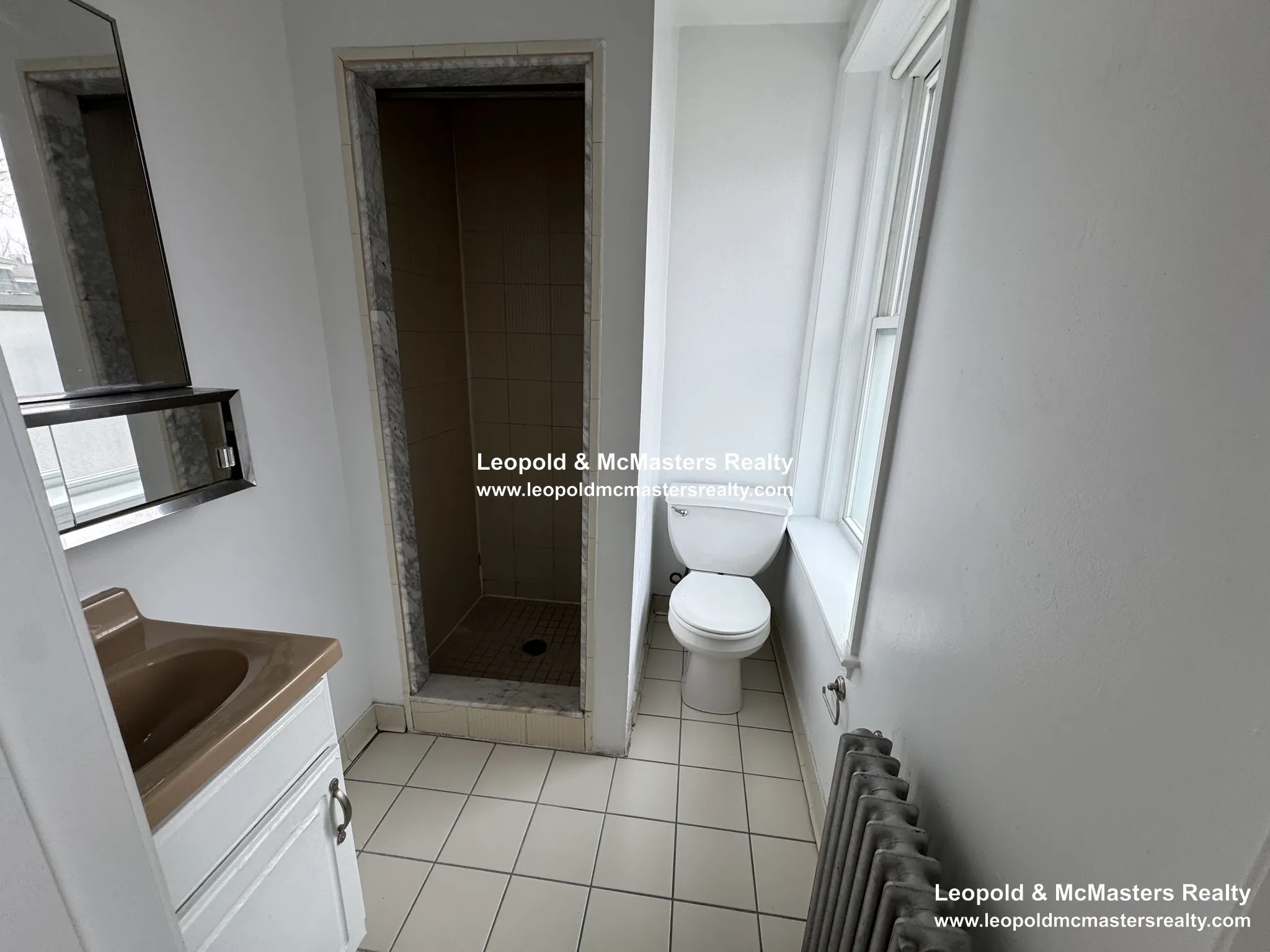 148 Oxford St, Ward Two