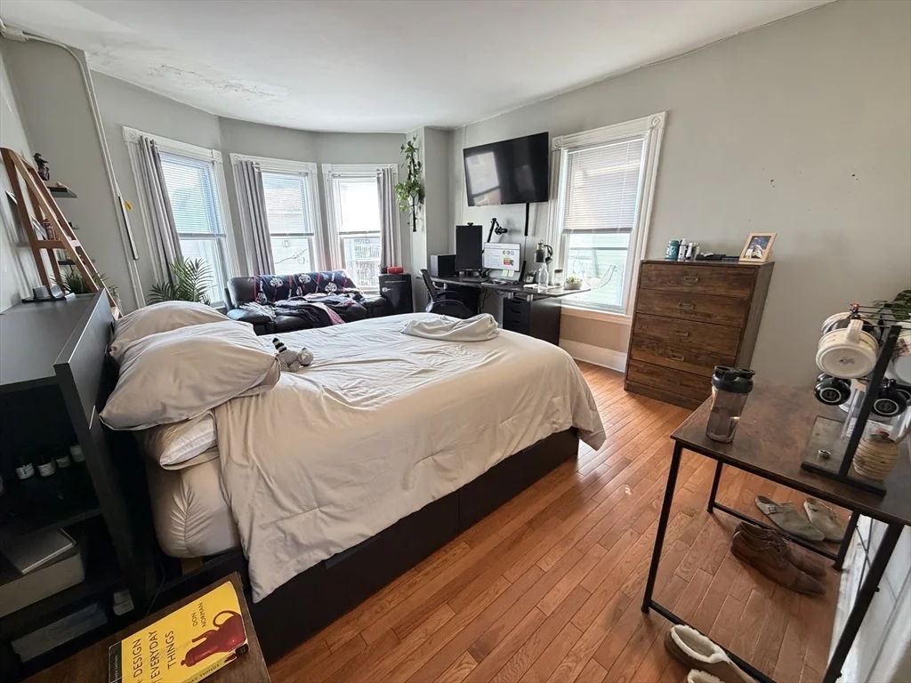 1 Sachem St ,, Mission Hill