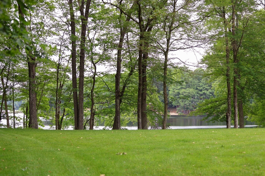 288 Goldthwaite Rd, Whitinsville