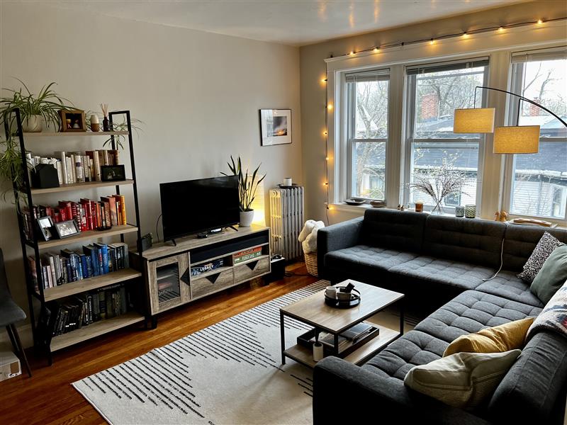 11 Gray St, Neighborhood Nine