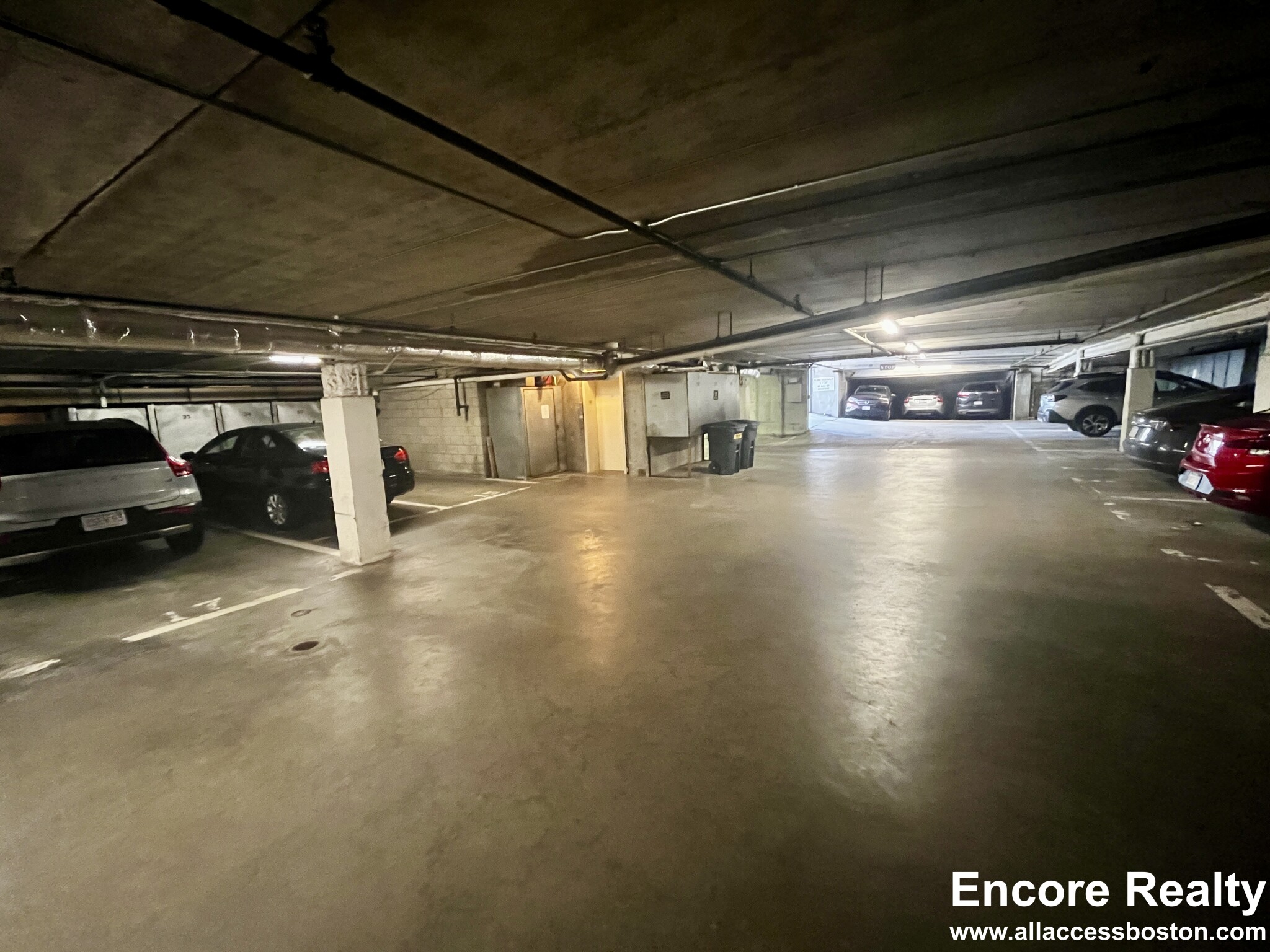 1243 Beacon St, Coolidge Corner