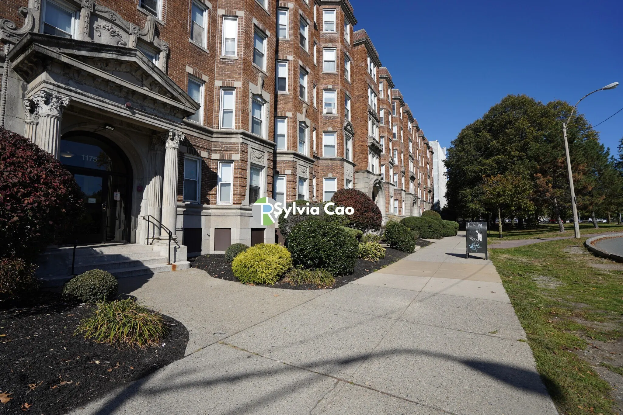 1175 Boylston St, Fenway