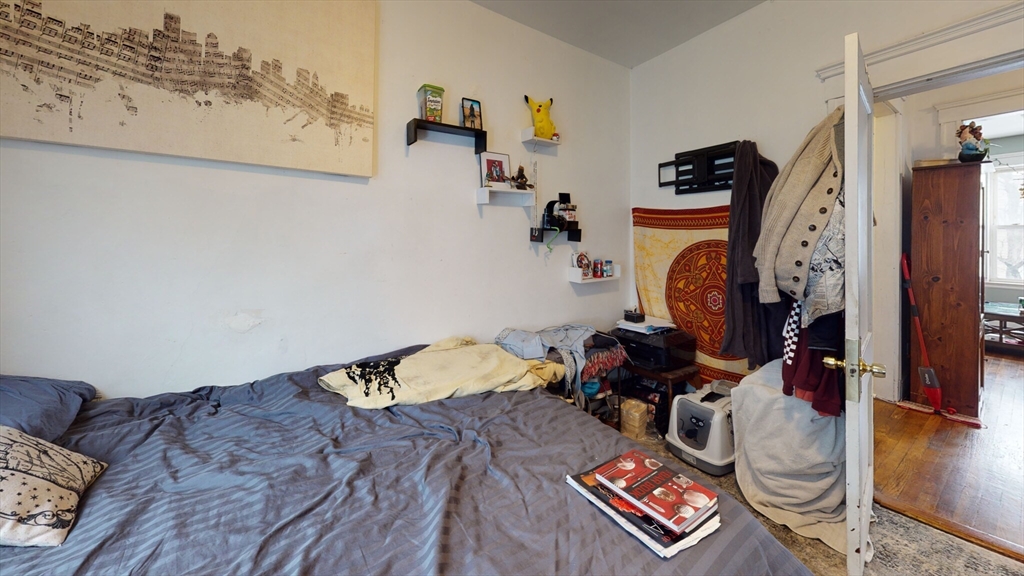 11 Ransom Rd, Boston