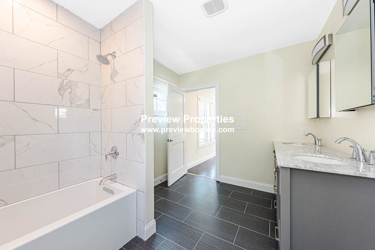 120 Jerome St, West Medford