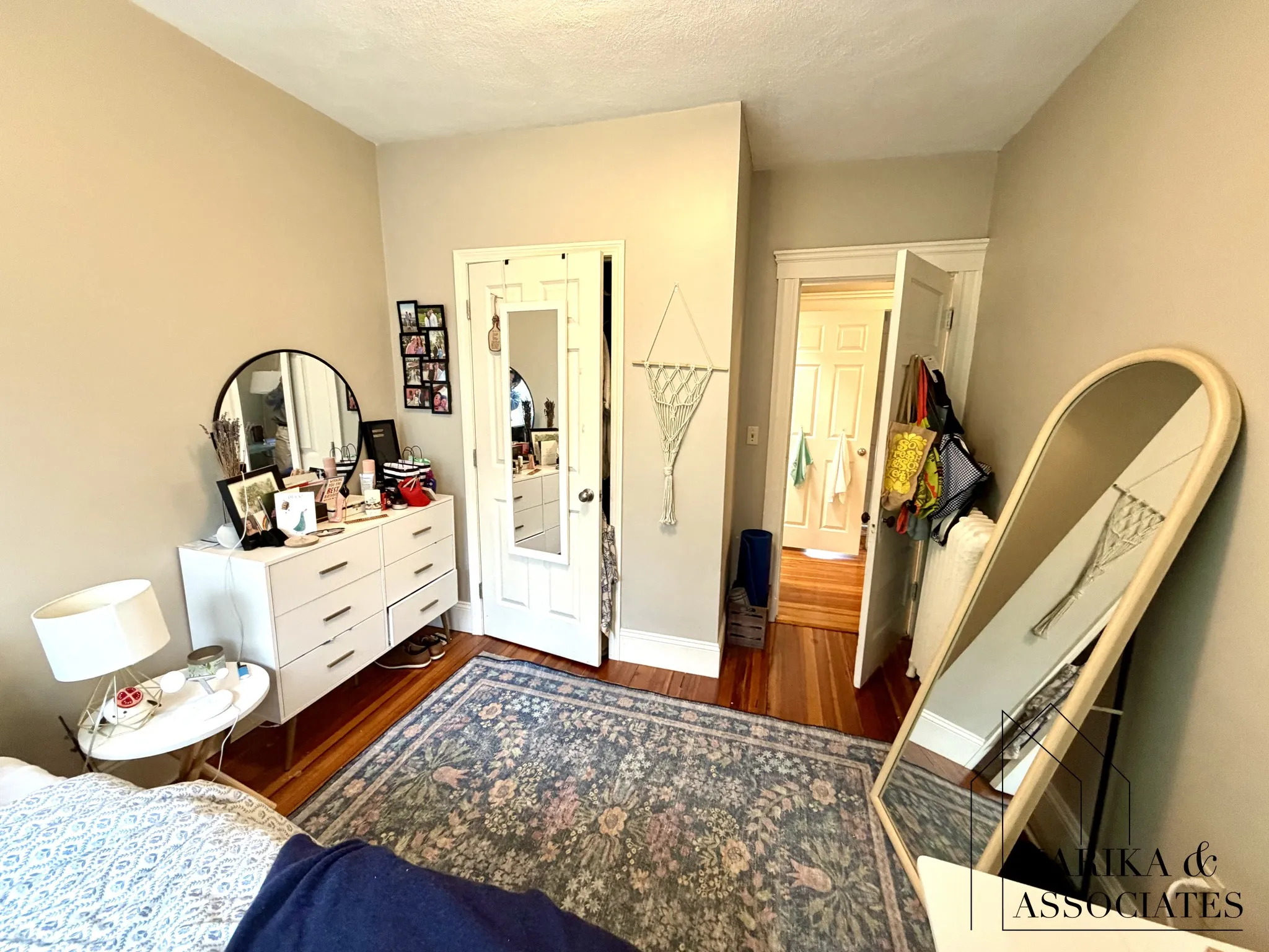19 Netherlands Rd, Riverway Island