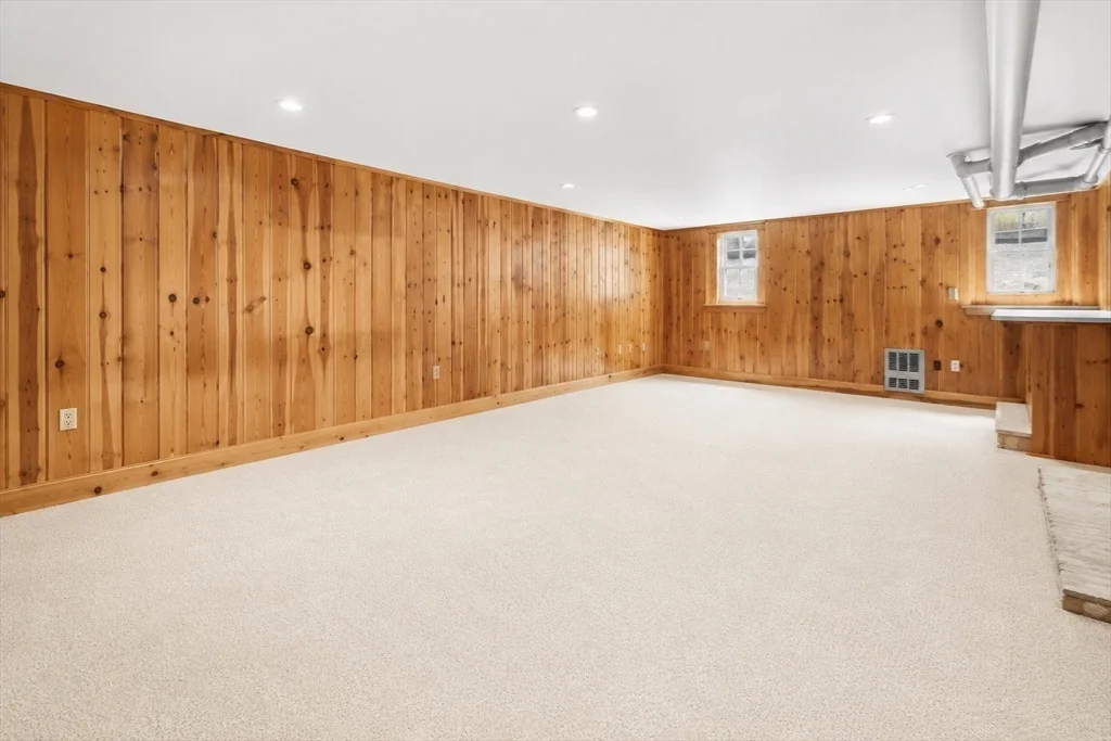 59 Wedgemere Ave, Winchester